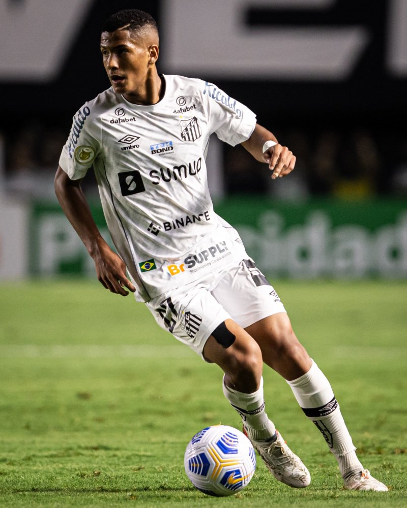 赛在3月继 赛在3月继