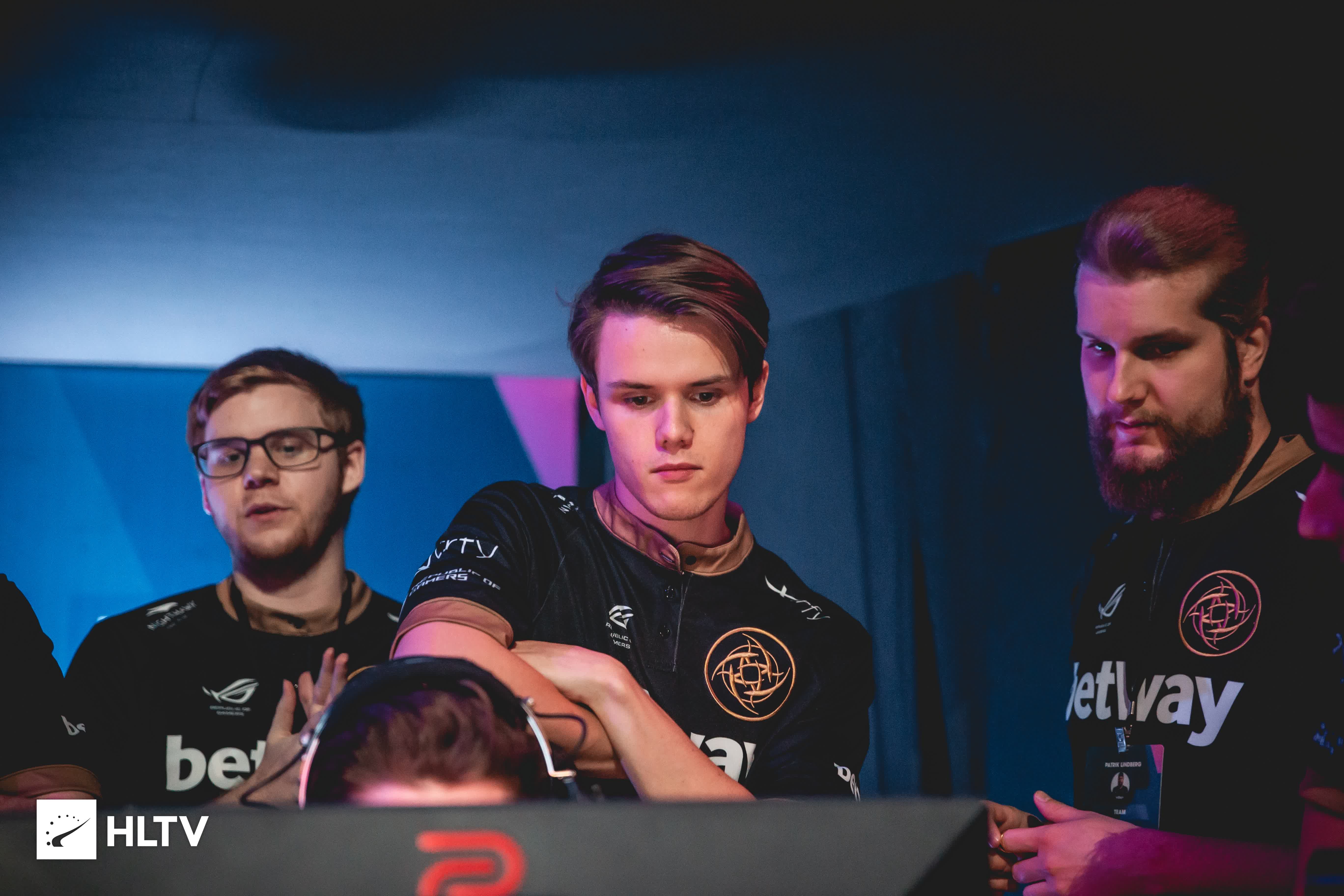 整体组织中 整体组织中