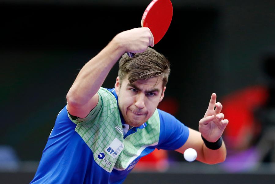 使得其签约 使得其签约