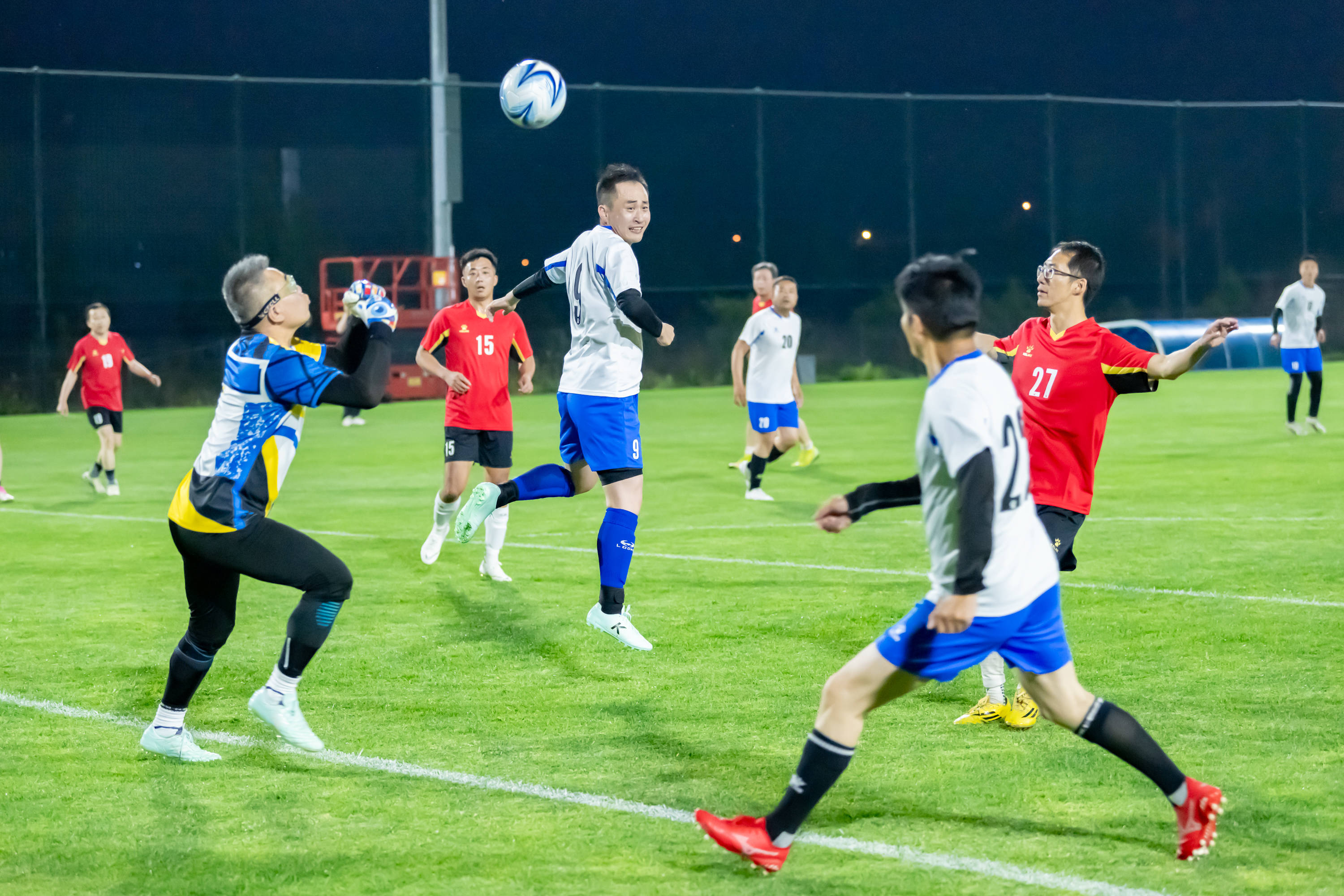 资格触碰的 资格触碰的